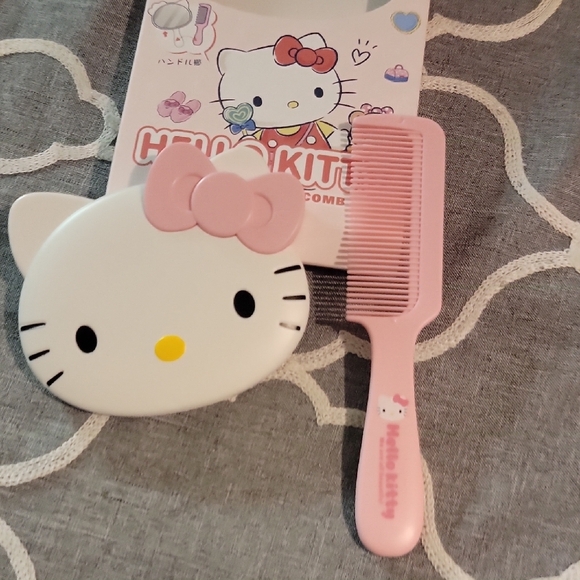 Hello Kitty White and Pink Handheld Mirror - Picture 8 of 9